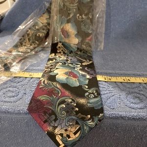 x’Andrini Men’s Necktie NEW